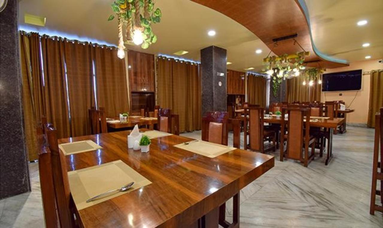 Fabhotel Rr Suites Gauháti Kültér fotó