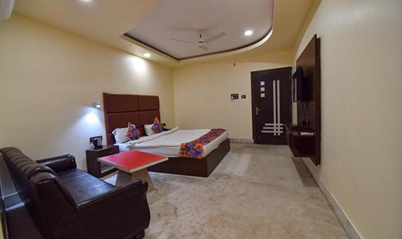Fabhotel Rr Suites Gauháti Kültér fotó