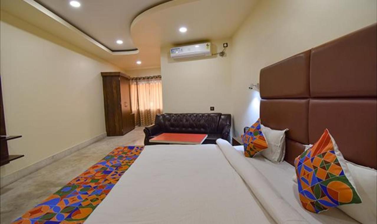Fabhotel Rr Suites Gauháti Kültér fotó