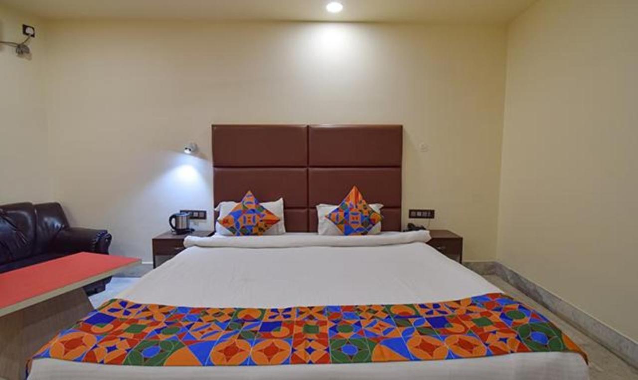 Fabhotel Rr Suites Gauháti Kültér fotó